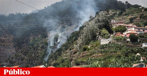 um matina hectares|Foguetes lançados antes de festa causaram fogo na Madeira.